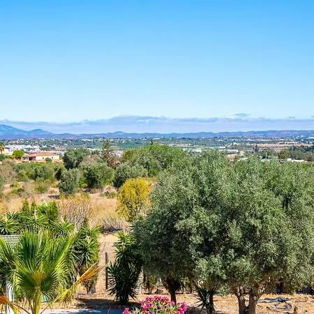 Yoba Horse Farm - Charming 3-bedroom *