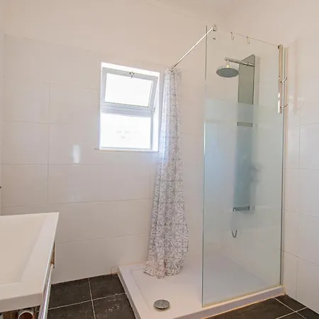 Yoba Horse Farm - Charming 3-bedroom Villa *