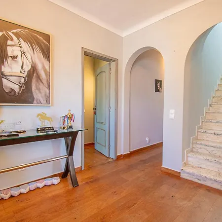 Yoba Horse Farm - Charming 3-bedroom Villa